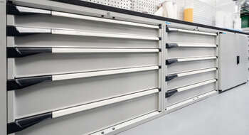 ARREDI E LOGISTICA INDUSTRIALE